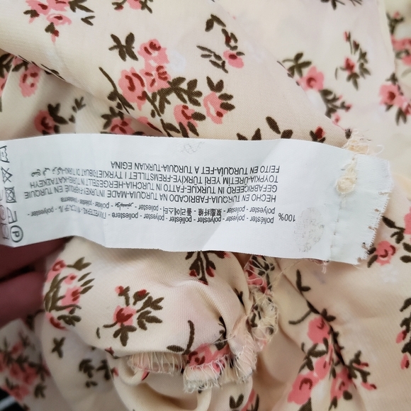 Zara Floral Satin Blouse Top Size XS Yellow Pink Rose Button Down - Picture 6 of 7